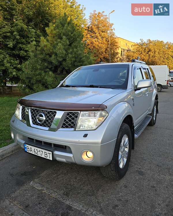 Внедорожник / Кроссовер Nissan Pathfinder 2006 в Александрие фото 6 Внедорожник / Кроссовер Nissan Pathfinder 2006 в Александрие