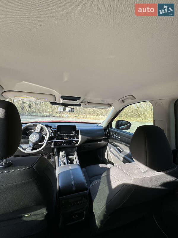 Внедорожник / Кроссовер Nissan Pathfinder 2022 в Полтаве