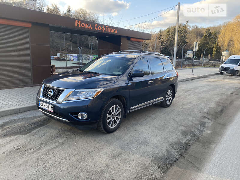 Внедорожник / Кроссовер Nissan Pathfinder 2014 в Умани