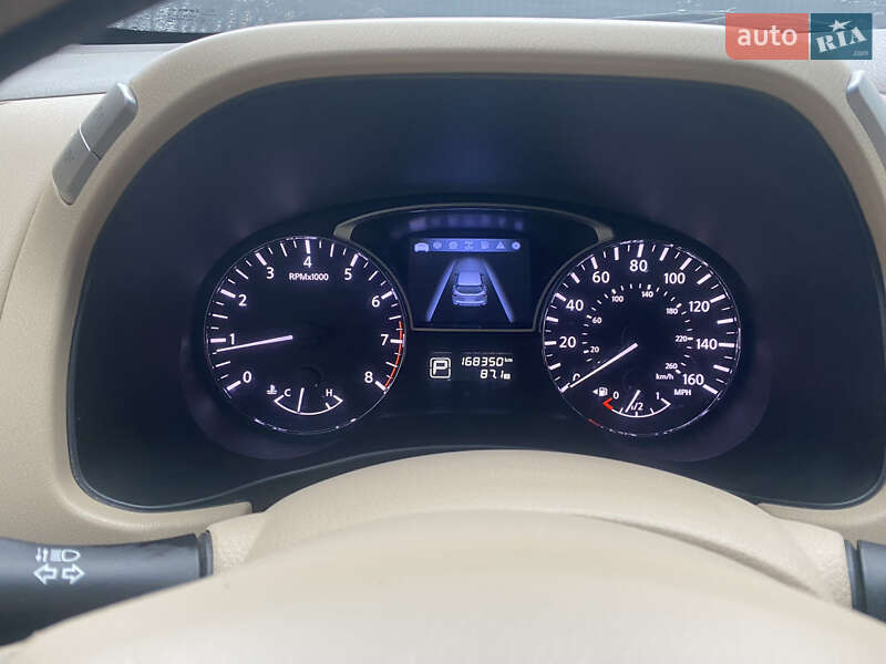 Позашляховик / Кросовер Nissan Pathfinder 2014 в Умані