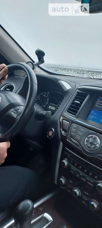 Внедорожник / Кроссовер Nissan Pathfinder 2013 в Фастове