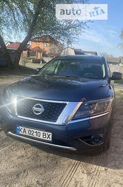 Позашляховик / Кросовер Nissan Pathfinder 2014 в Києві