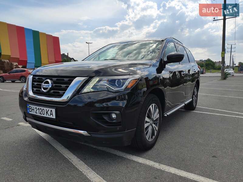 Nissan Pathfinder 2016