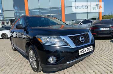 Внедорожник / Кроссовер Nissan Pathfinder 2014 в Львове