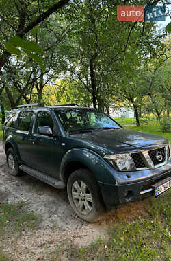 Позашляховик / Кросовер Nissan Pathfinder 2005 в Львові