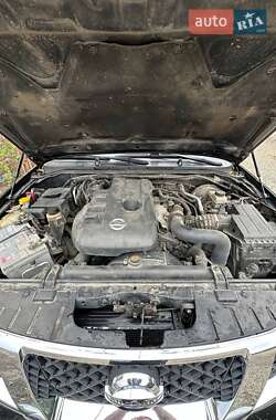 Внедорожник / Кроссовер Nissan Pathfinder 2011 в Черновцах