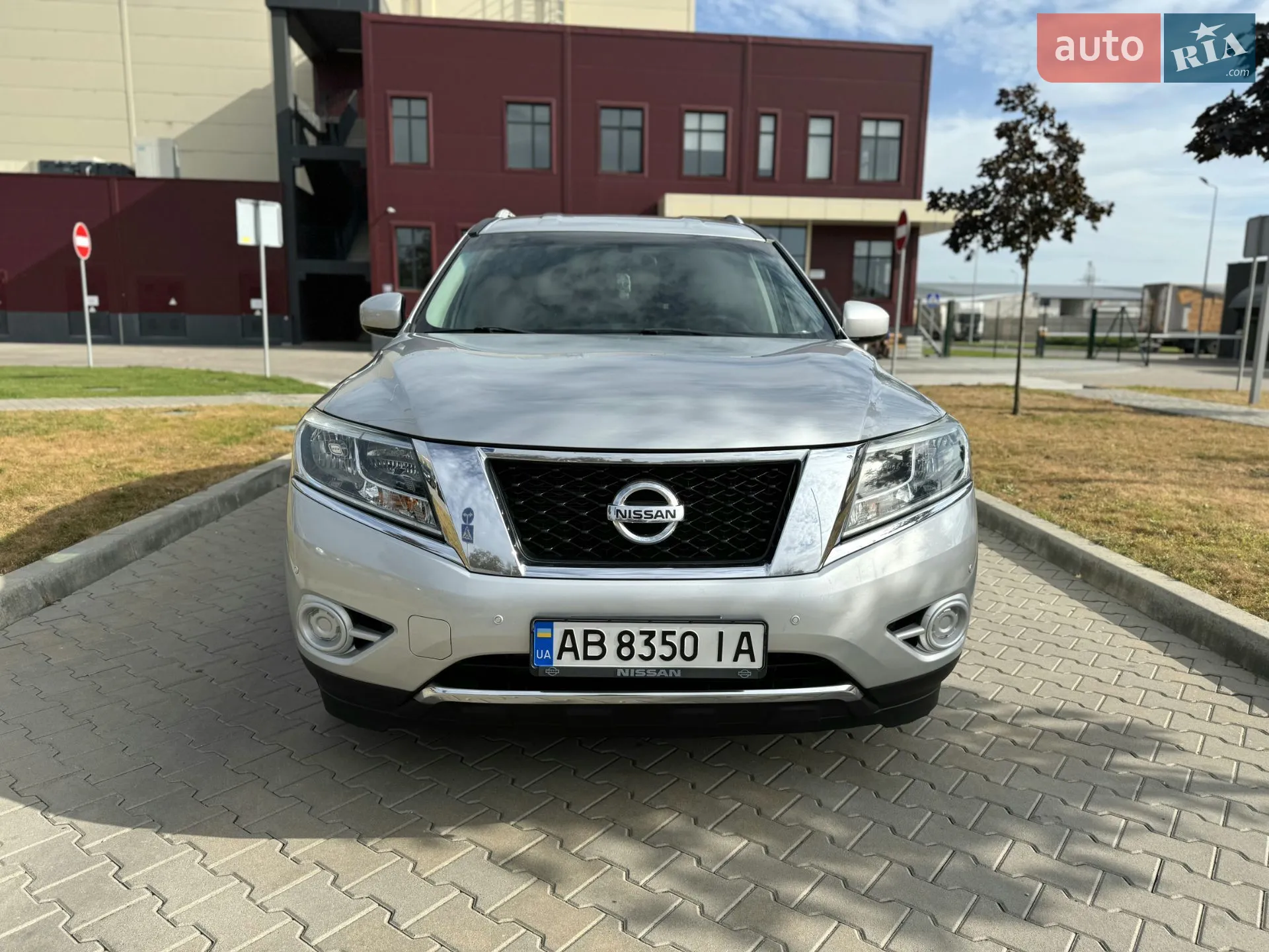 2016 Nissan Pathfinder - мініатюра 20