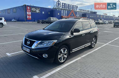 Внедорожник / Кроссовер Nissan Pathfinder 2013 в 