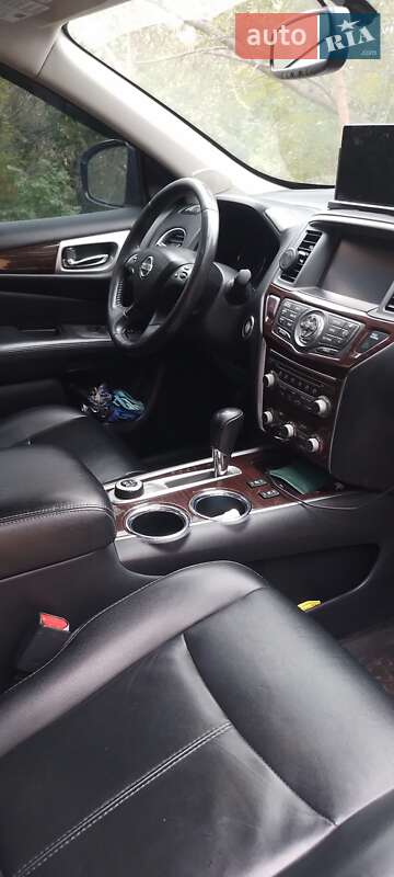 Внедорожник / Кроссовер Nissan Pathfinder 2016 в Одессе фото 58 Внедорожник / Кроссовер Nissan Pathfinder 2016 в Одессе