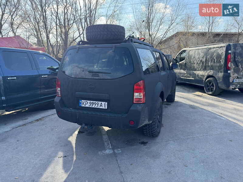 Внедорожник / Кроссовер Nissan Pathfinder 2006 в Запорожье фото 2 Внедорожник / Кроссовер Nissan Pathfinder 2006 в Запорожье