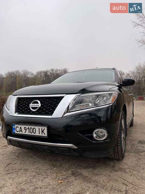 Внедорожник / Кроссовер Nissan Pathfinder 2014 в Черкассах