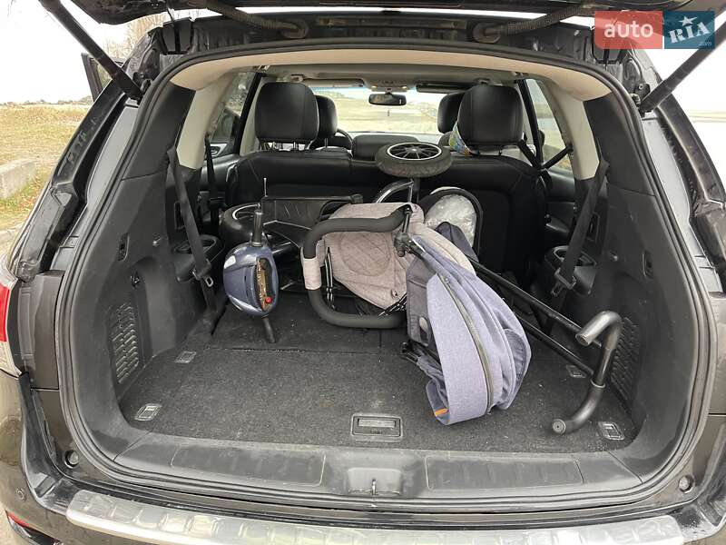 Внедорожник / Кроссовер Nissan Pathfinder 2014 в Черкассах