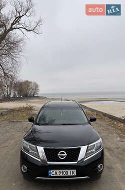Позашляховик / Кросовер Nissan Pathfinder 2014 в Черкасах