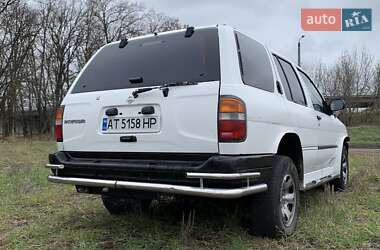 Позашляховик / Кросовер Nissan Pathfinder 1996 в Одесі