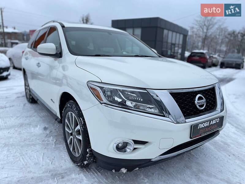 Nissan Pathfinder 2013