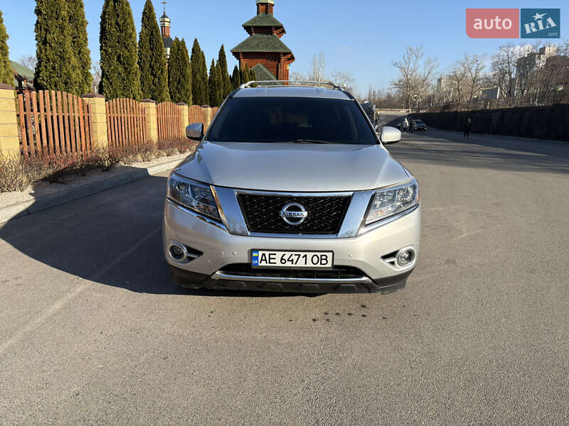 Nissan Pathfinder 2013