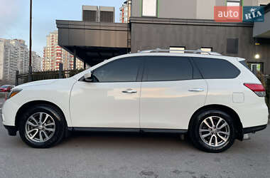 Внедорожник / Кроссовер Nissan Pathfinder 2015 в 
