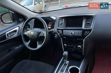 Внедорожник / Кроссовер Nissan Pathfinder 2015 в 
