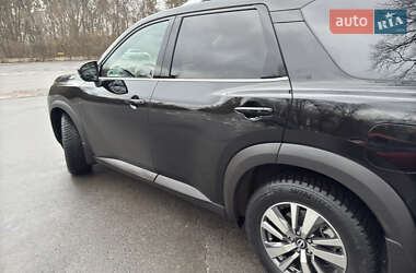 Внедорожник / Кроссовер Nissan Pathfinder 2021 в 