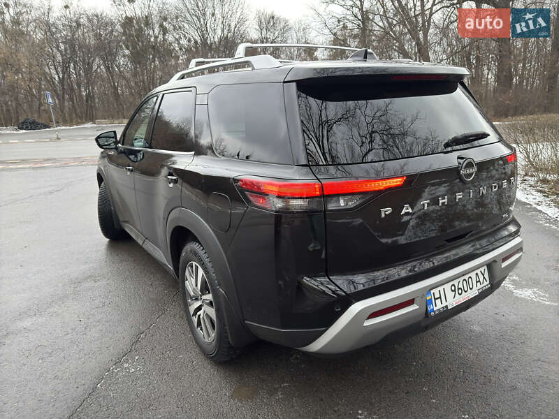 Внедорожник / Кроссовер Nissan Pathfinder 2021 в Полтаве