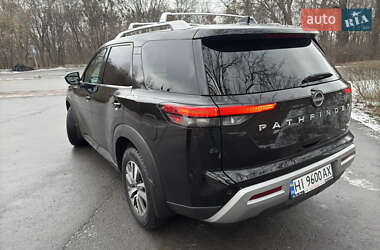 Внедорожник / Кроссовер Nissan Pathfinder 2021 в 