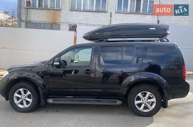 Внедорожник / Кроссовер Nissan Pathfinder 2012 в Киеве