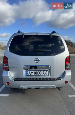 Внедорожник / Кроссовер Nissan Pathfinder 2012 в 