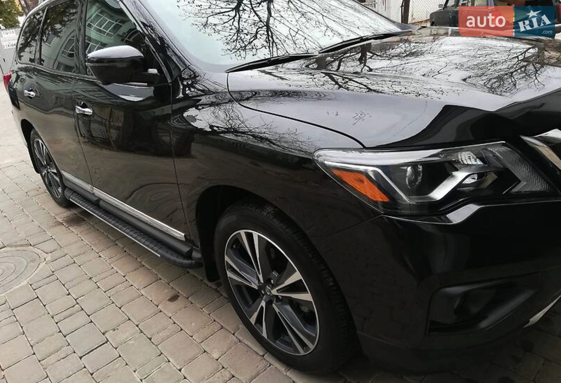 2019 Nissan Pathfinder - мініатюра 2
