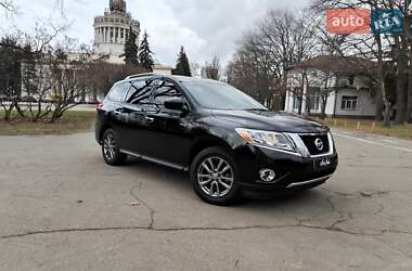 Внедорожник / Кроссовер Nissan Pathfinder 2013 в Киеве