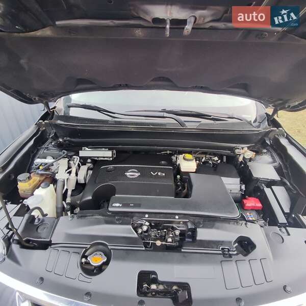 Позашляховик / Кросовер Nissan Pathfinder 2016 в Ірпені фото 4 Позашляховик / Кросовер Nissan Pathfinder 2016 в Ірпені