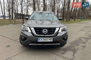 Внедорожник / Кроссовер Nissan Pathfinder 2019 в Киеве