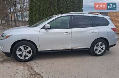 Позашляховик / Кросовер Nissan Pathfinder 2012 в Луцьку