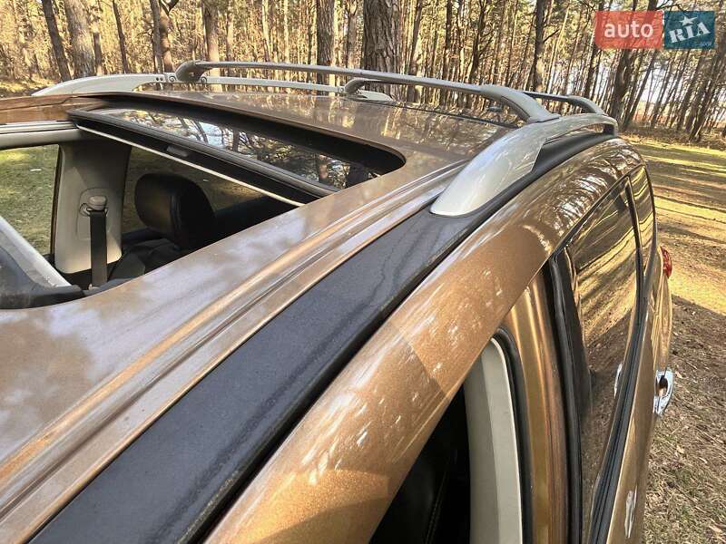 Позашляховик / Кросовер Nissan Pathfinder 2016 в Львові