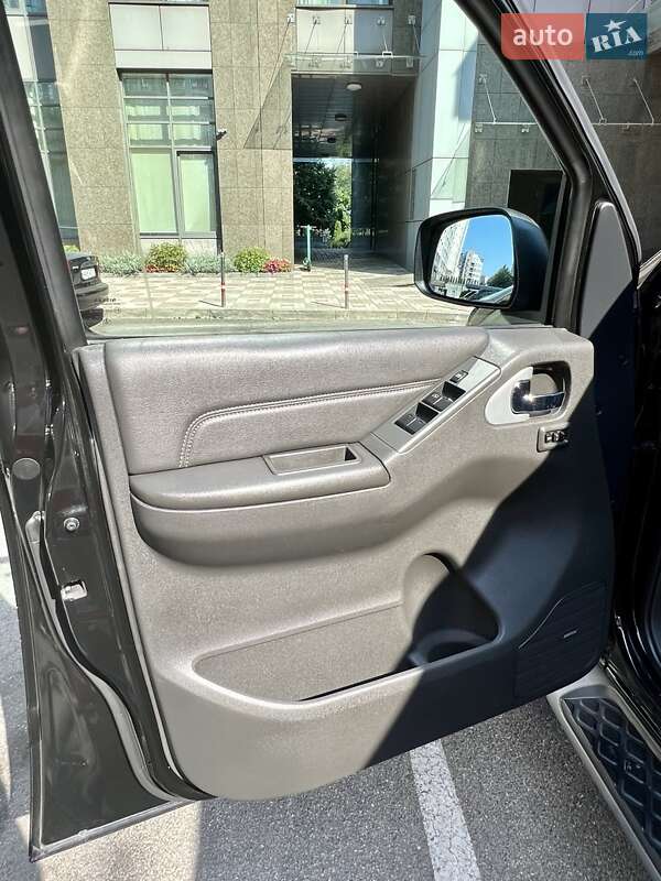 Позашляховик / Кросовер Nissan Pathfinder 2014 в Києві