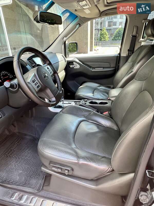 Позашляховик / Кросовер Nissan Pathfinder 2014 в Києві