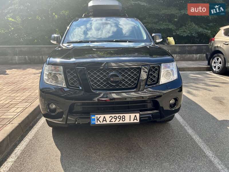 Позашляховик / Кросовер Nissan Pathfinder 2014 в Києві
