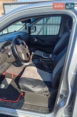 Внедорожник / Кроссовер Nissan Pathfinder 2012 в 