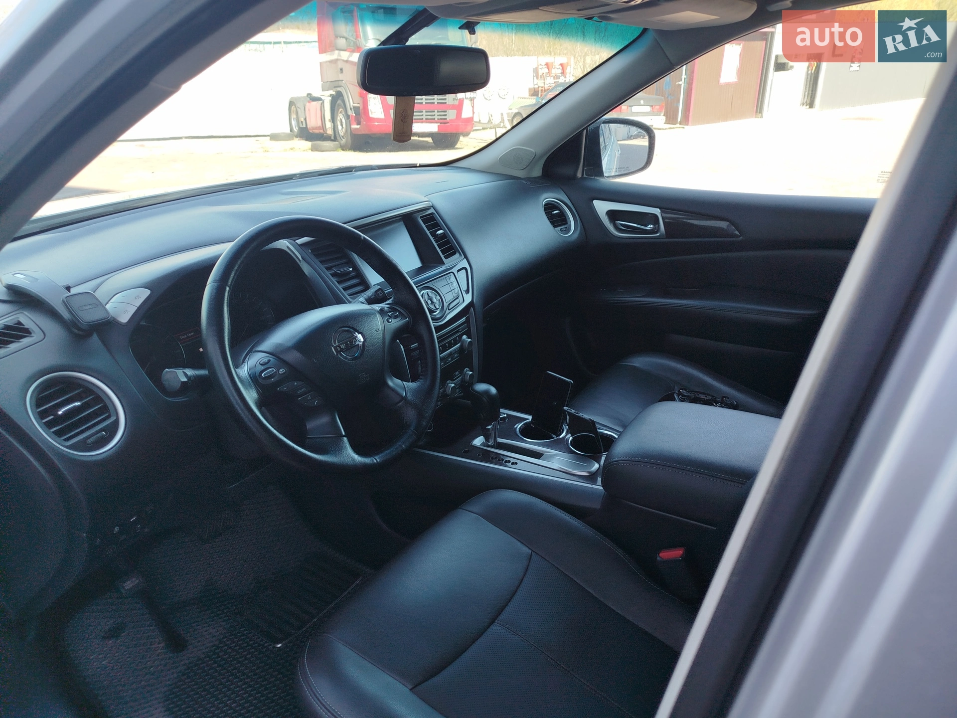 2012 Nissan Pathfinder - мініатюра 22