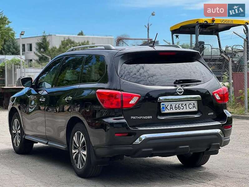 Позашляховик / Кросовер Nissan Pathfinder 2016 в Івано-Франківську фото 3 Позашляховик / Кросовер Nissan Pathfinder 2016 в Івано-Франківську