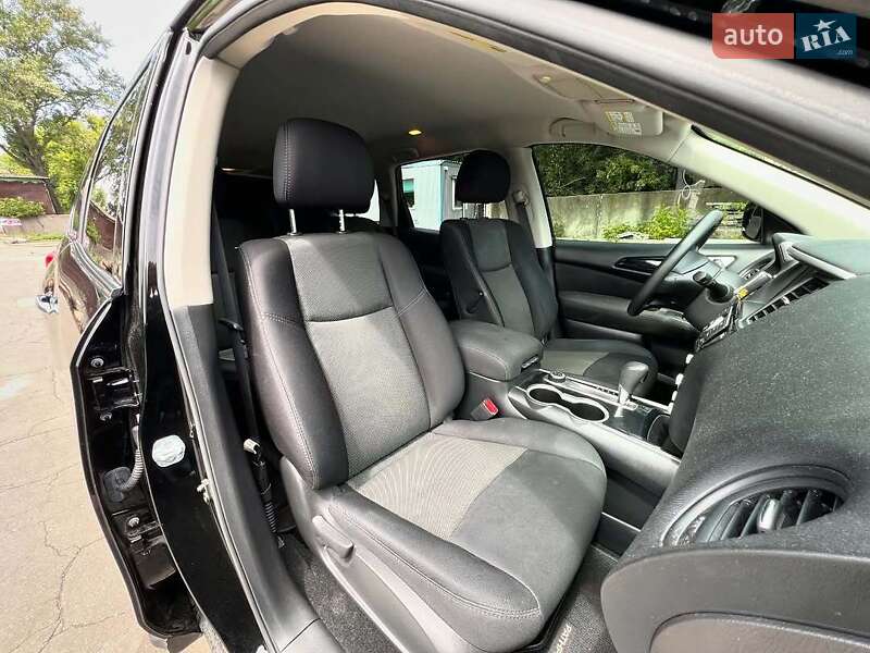 Позашляховик / Кросовер Nissan Pathfinder 2016 в Івано-Франківську фото 7 Позашляховик / Кросовер Nissan Pathfinder 2016 в Івано-Франківську