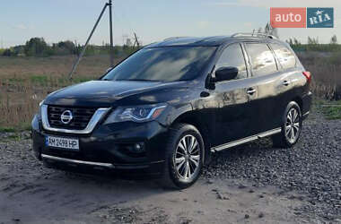 Позашляховик / Кросовер Nissan Pathfinder 2017 в 