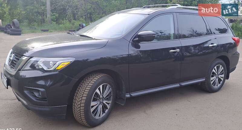 Nissan Pathfinder 2016