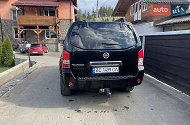 Позашляховик / Кросовер Nissan Pathfinder 2007 в 