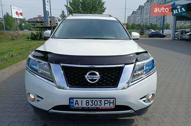 Внедорожник / Кроссовер Nissan Pathfinder 2012 в 