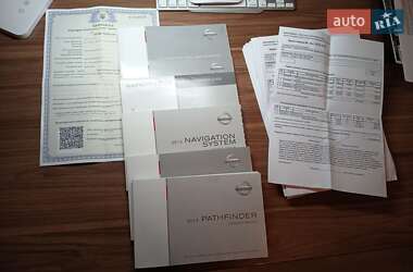 Внедорожник / Кроссовер Nissan Pathfinder 2012 в 