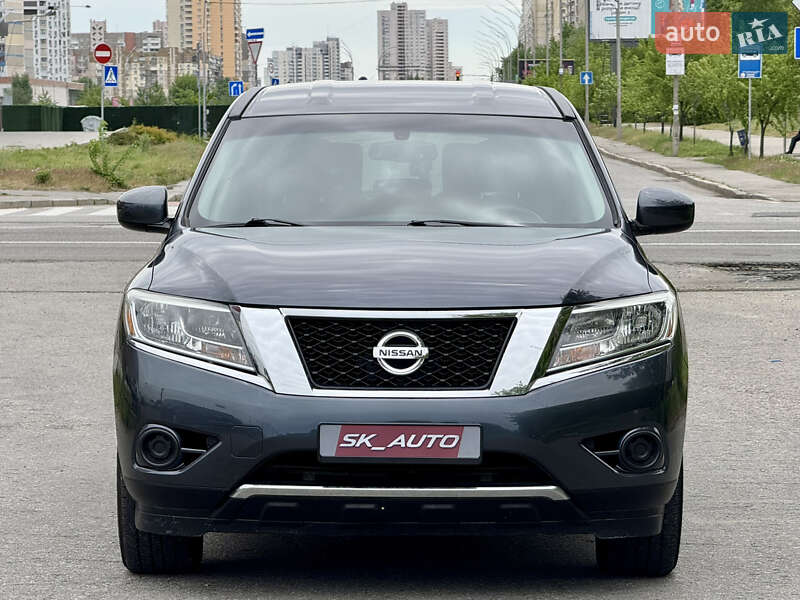 Позашляховик / Кросовер Nissan Pathfinder 2014 в Києві