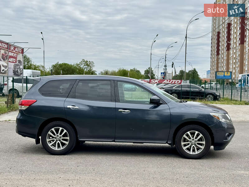 Позашляховик / Кросовер Nissan Pathfinder 2014 в Києві