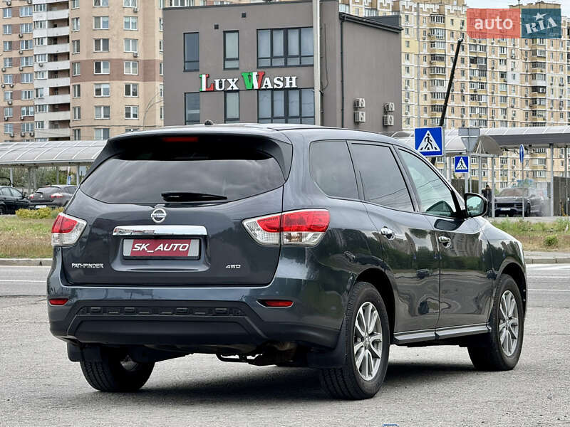 Позашляховик / Кросовер Nissan Pathfinder 2014 в Києві