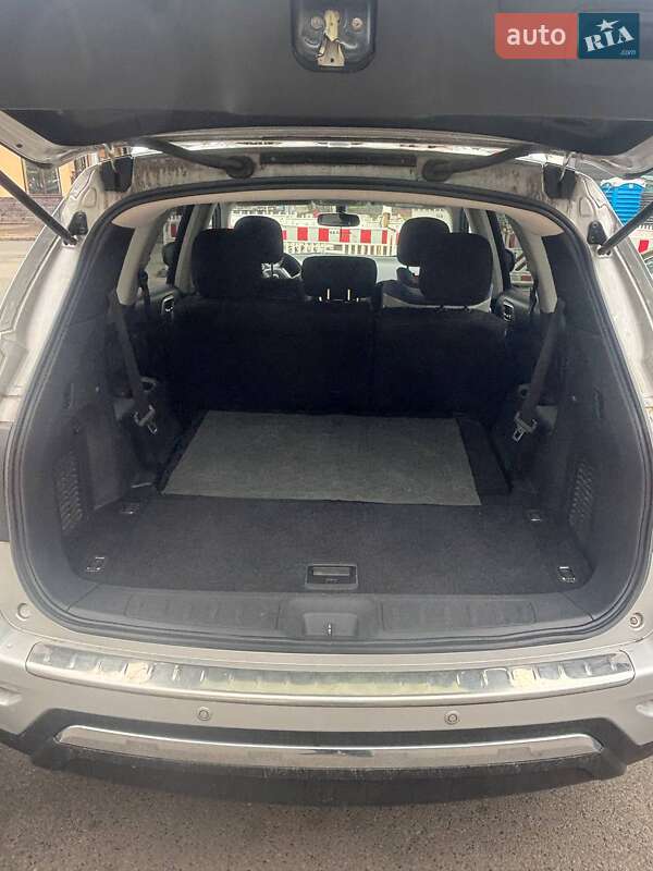 Внедорожник / Кроссовер Nissan Pathfinder 2015 в Киеве фото 13 Внедорожник / Кроссовер Nissan Pathfinder 2015 в Киеве