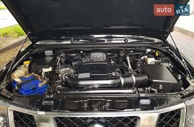 Внедорожник / Кроссовер Nissan Pathfinder 2006 в 